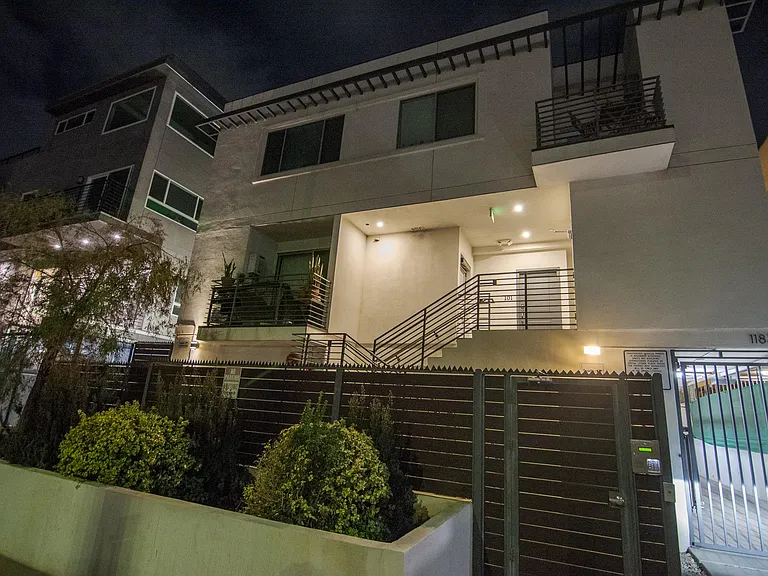 1183 Crenshaw Blvd #202A — Photo 20