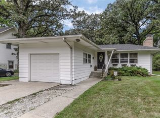 140 N Oak Ave, Bartlett, IL