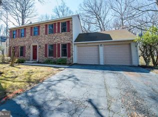 8264 Hornbuckle Dr, Springfield, VA 22153