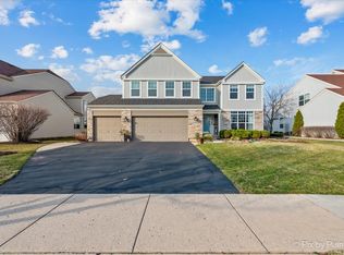10846 Allegheny Pass, Huntley, IL 60142