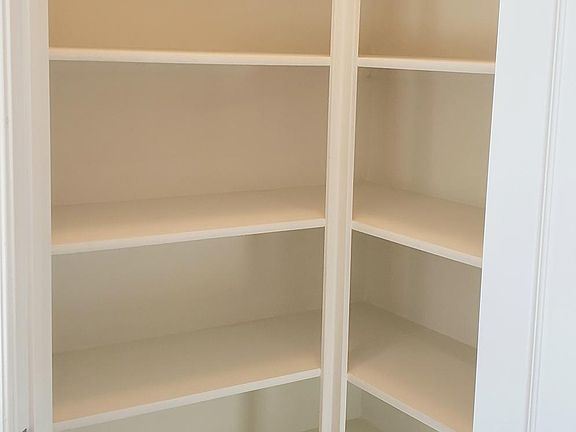 5th image of 1571 E Kingman Pl