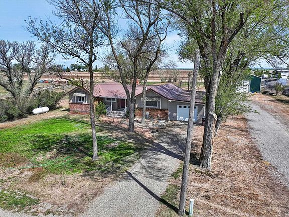 2nd image of 276 W Hoff Rd