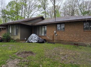 3775 Wolfe Rd, Lima, OH 45807