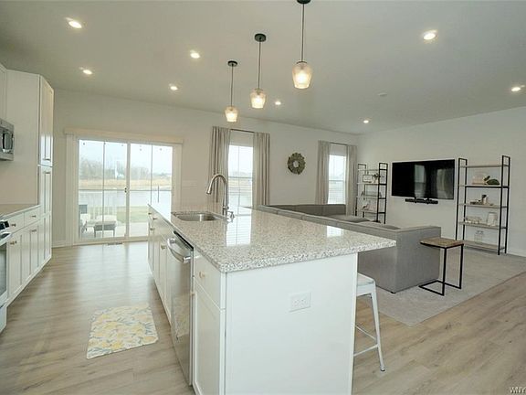 2nd image of 115 Sierra Dr
