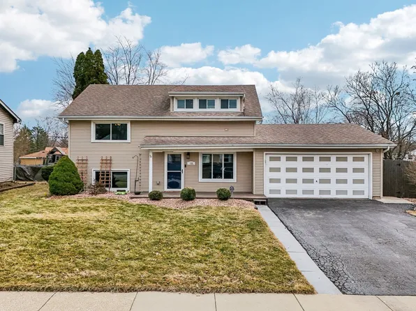 108 Davis Ct, Bolingbrook, IL 60440