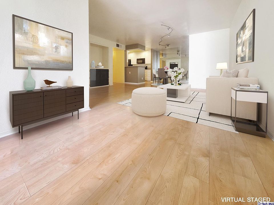 1st image of 8535 W Knoll Dr #102