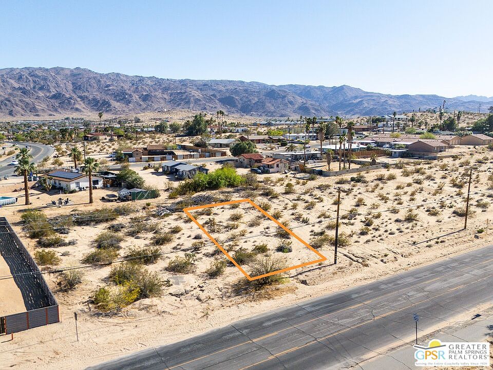1st image of 4 Two Mile Rd