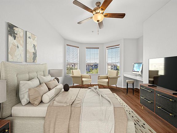 5th image of 7575 Kirby Dr APT 1303