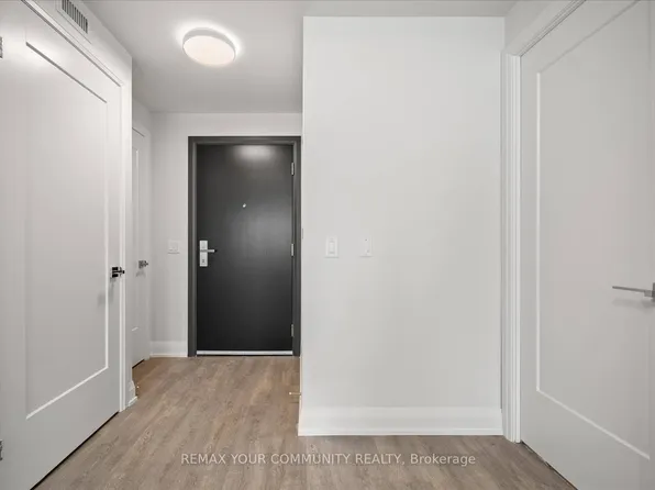 8 Water Walk Dr, Markham, ON