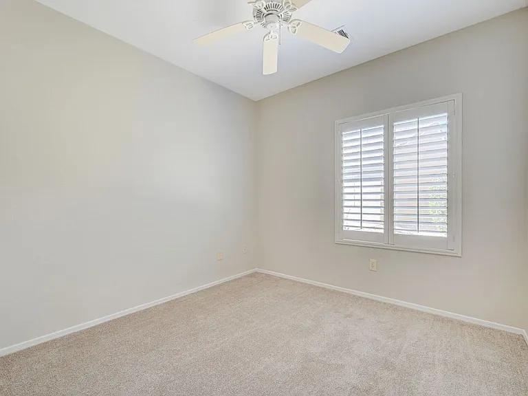 7925 Fantail Dr — Photo 31