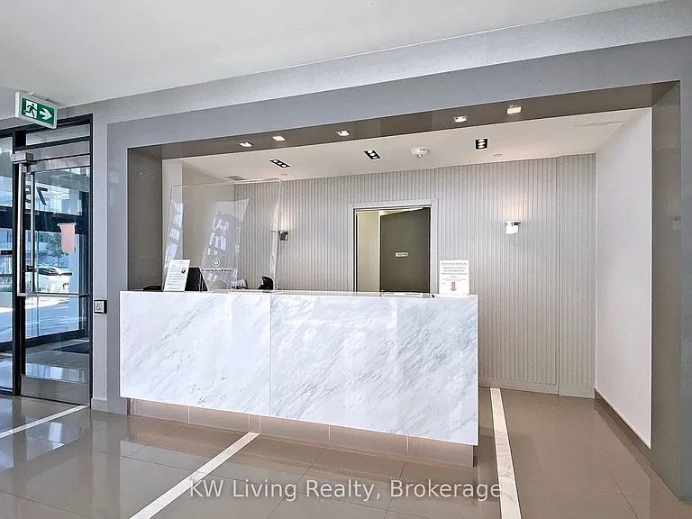 75 Oneida Cres #1703 — Photo 7