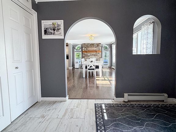 3rd image of 67 Hugh Herron Rd