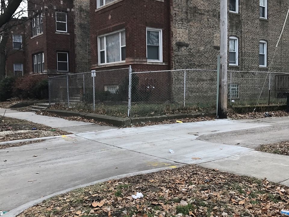 1st image of 7416 S Kingston Ave #2