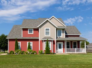 5930 Racine Dr, Stevensville, MI 49127