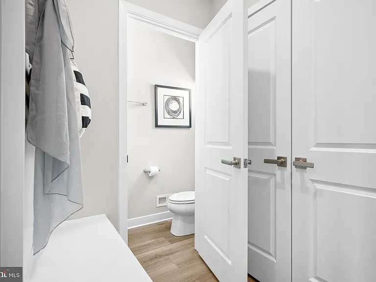 141 Dithridge Dr — Photo 47