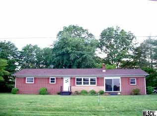 2571 Section House Rd, Hickory, NC 28601