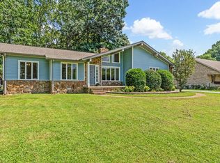 106 Autumn Ln, Tullahoma, TN 37388