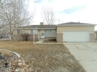 14637 S Sage Crest Dr, Bluffdale, UT 84065