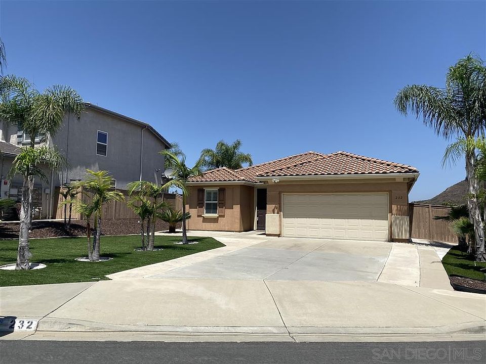 1st image of 232 Petunia Ct