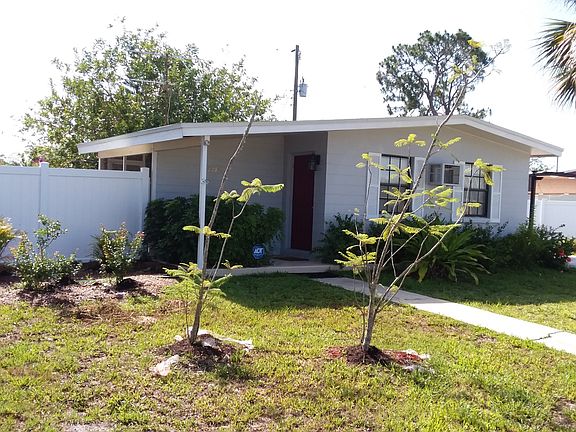 2nd image of 4486 Bullard St