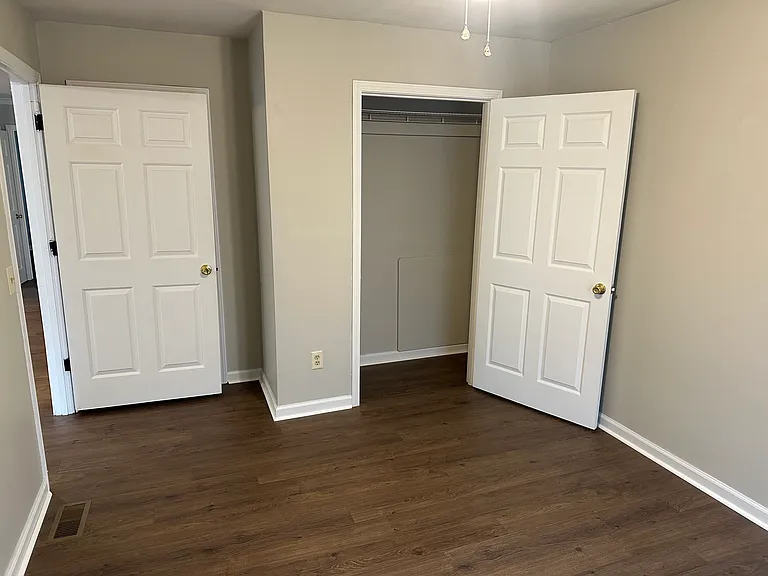 432 Russell St #A — Photo 13