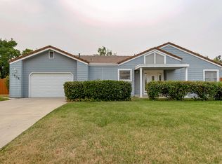 1906 Mary Lake Dr, Redding, CA 96001