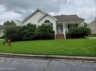 4417 Surrey Meadows Dr, Winterville, NC 28590