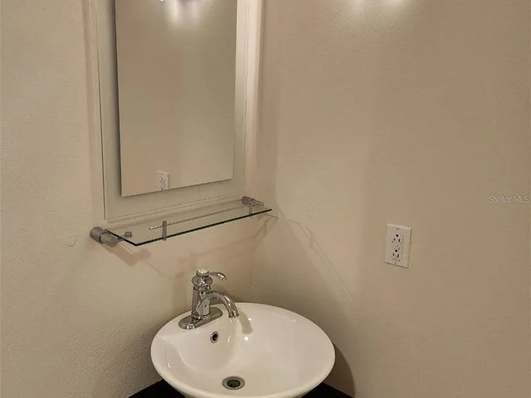 701 S Madison Ave #309 — Photo 11