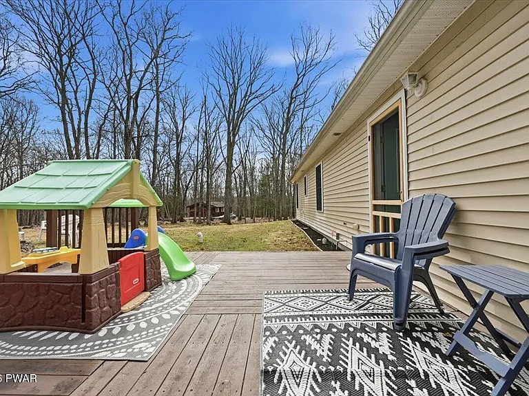175 Oak Hill Rd — Photo 51