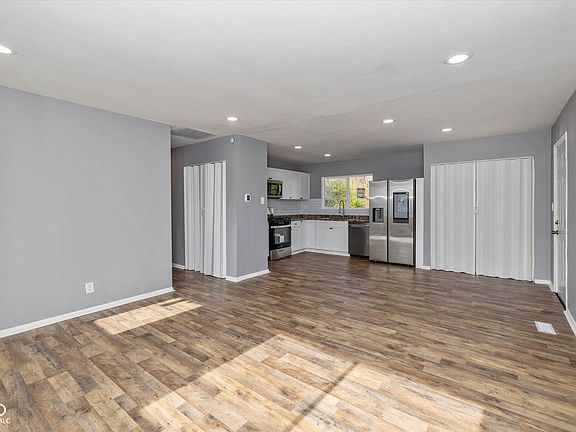 5th image of 8908 Elmonte Dr
