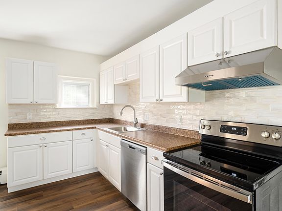 4th image of 75 South St #2