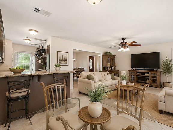 5th image of 2309 Halbert Dr