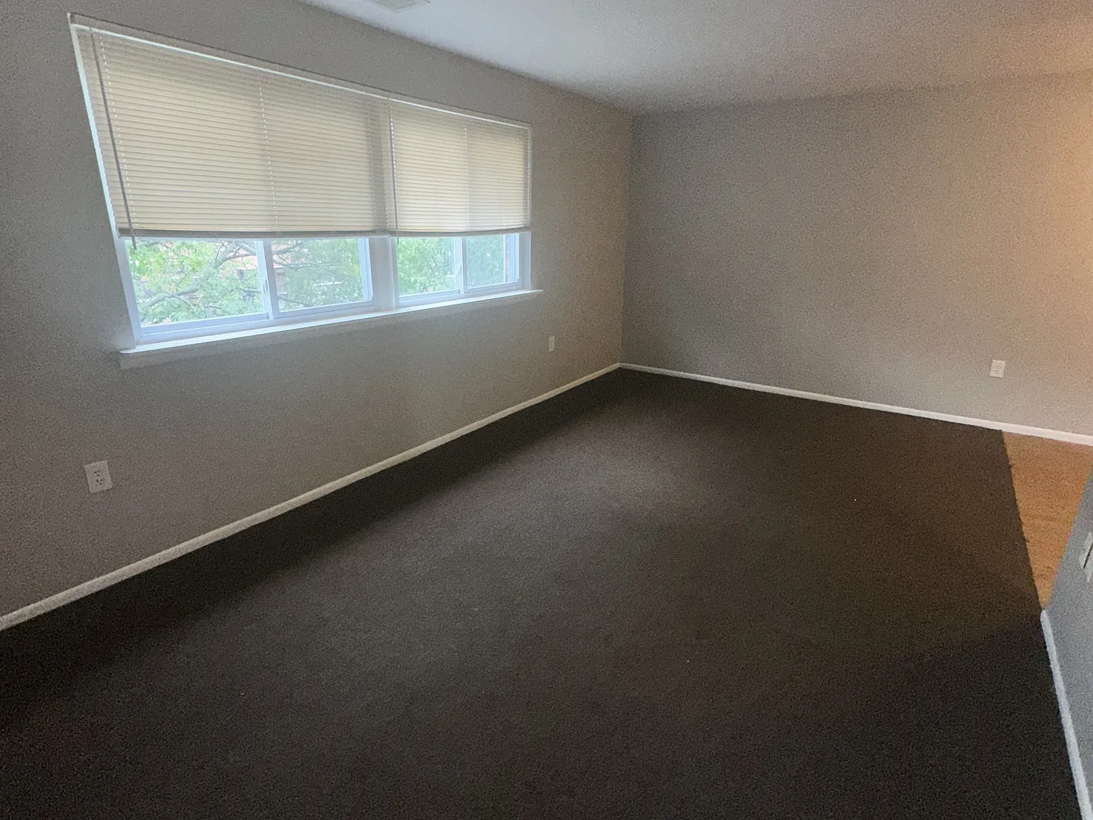 3027 South 72nd Street - 2nd flr — Photo 3