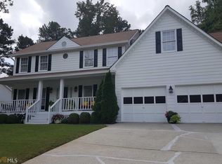 3383 Woodlaurel Dr, Snellville, GA