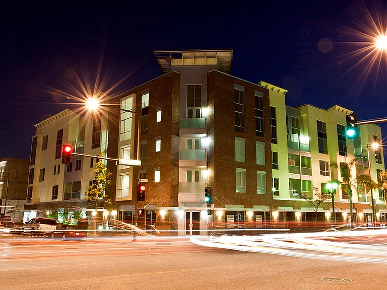 Broadway by Wiseman Property Exterior