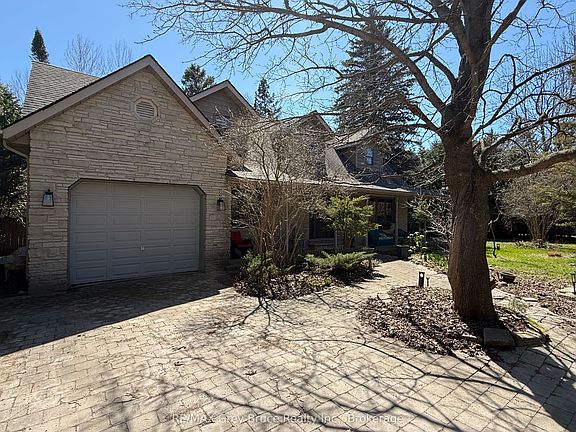 3rd image of 6 Kirkland Pl