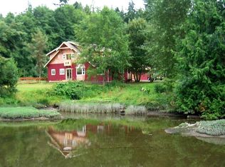 6450 NE Eagle Harbor Dr, Bainbridge Island, WA 98110
