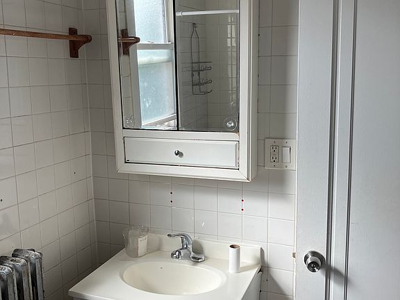 5th image of 5415 W Wellington Ave Unit 2