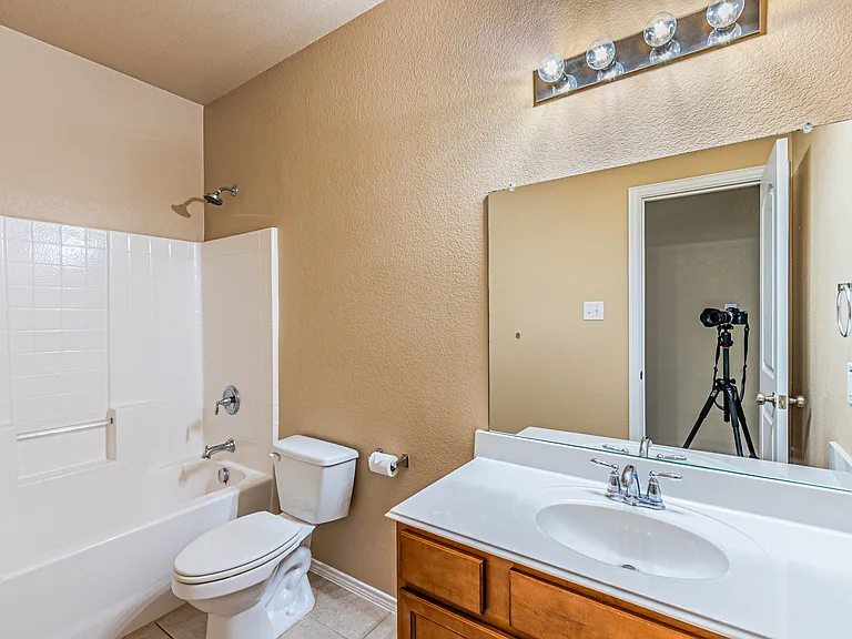 419 Fairland Dr — Photo 25