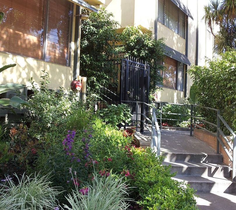 1st image of 1037 N Ogden Dr APT 3