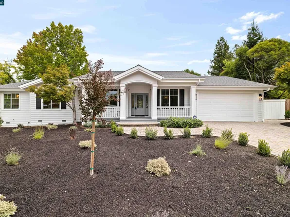 27 Stanton Ave, Orinda, CA 94563
