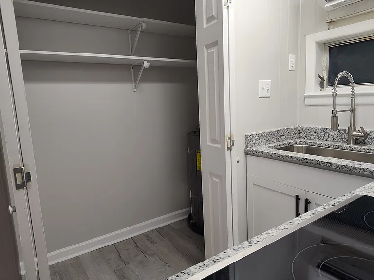 1804 E Ash St #12 — Photo 6