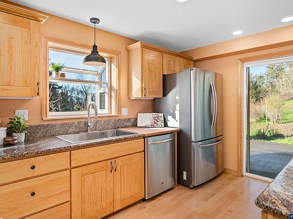 4th image of 9275 SE Terrace View Ct