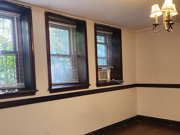 5th image of 5714 S Kenwood Ave #G