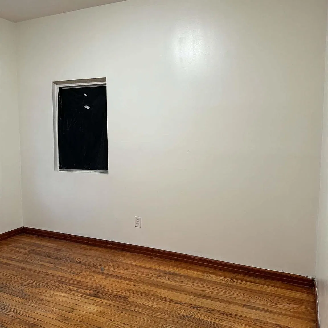 4 bed, 2.0 bath, 2244 sqft, $4,200 — Photo 4