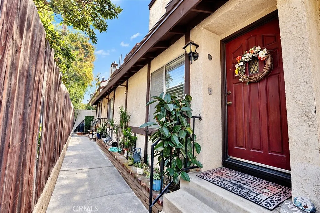 2 bed, 1.5 bath, 863 sqft, $2,800 — Photo 4