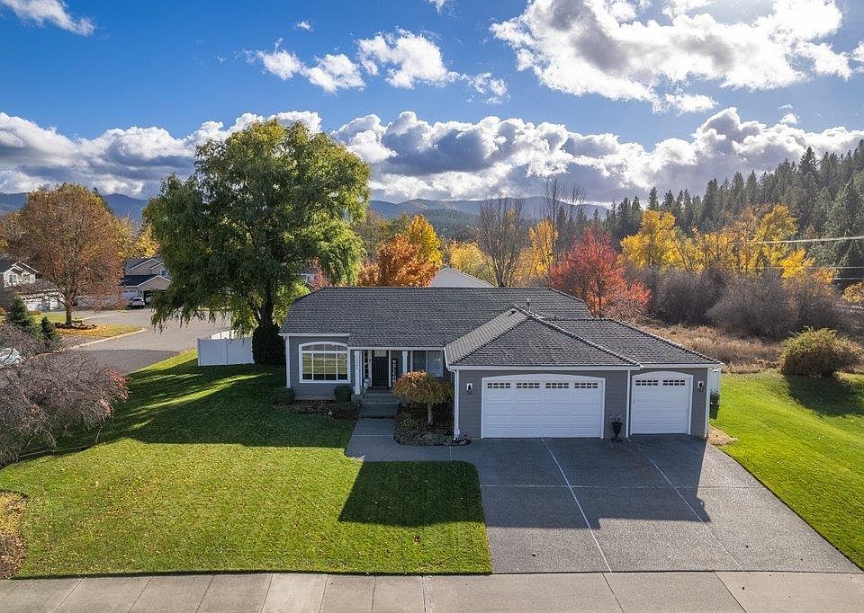 1st image of 22804 E Settler Dr