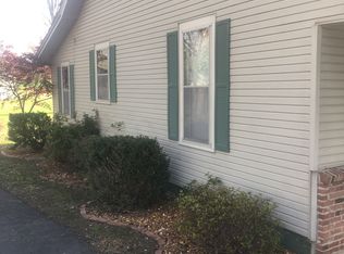 1706 Moscow Ave, Hickman, KY 42050