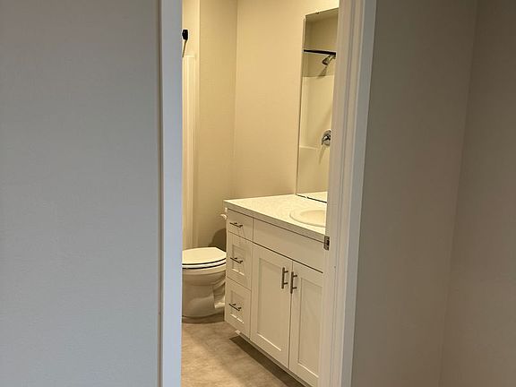 3rd image of 1504 Mustang Ct