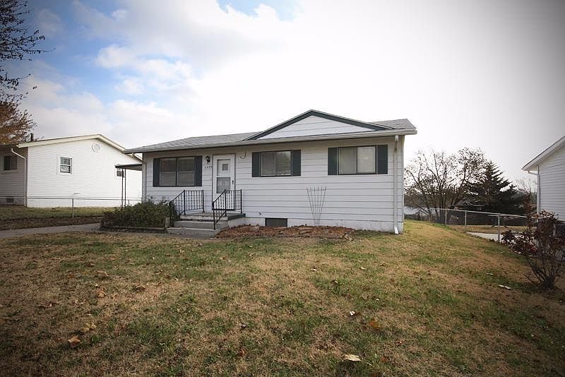 1st image of 1509 Bel Air Dr